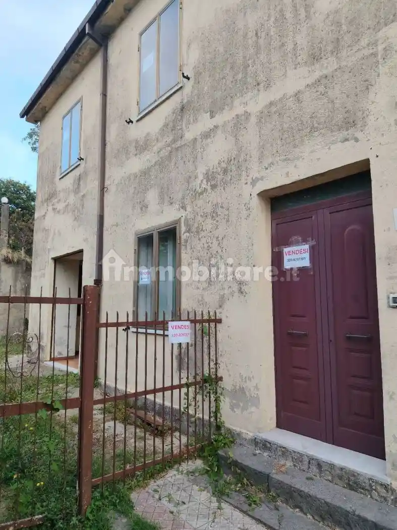 Villa in vendita a Roccamonfina
