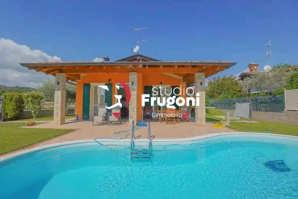 Villa - foto 2