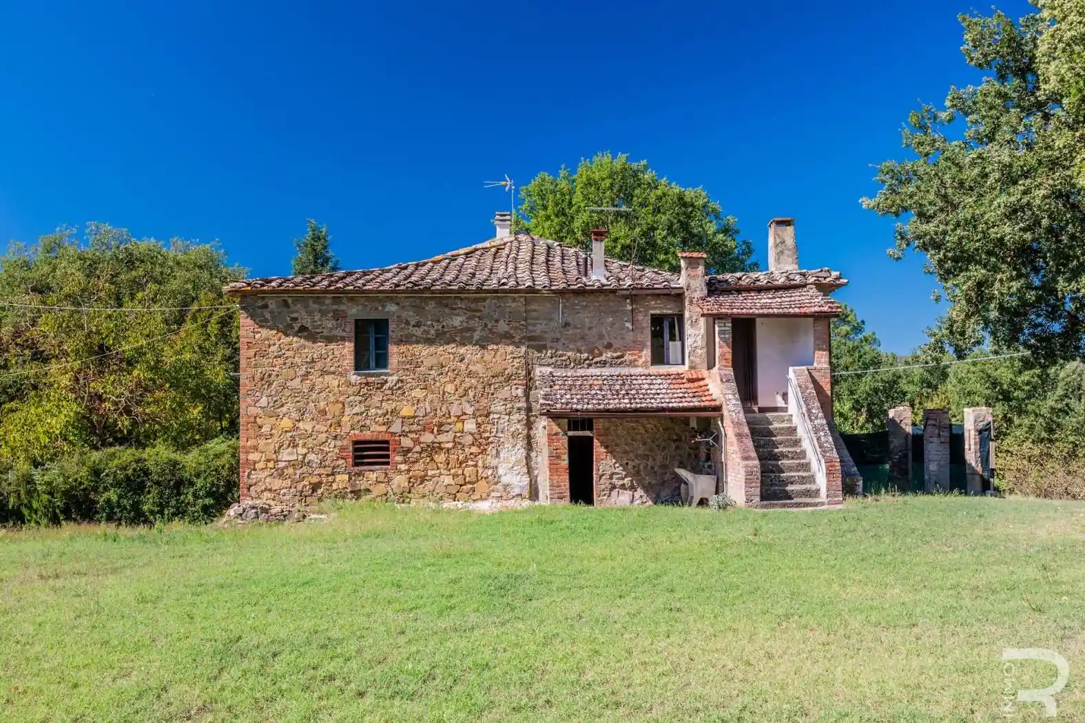 Rustico - Casale in vendita a Lucignano