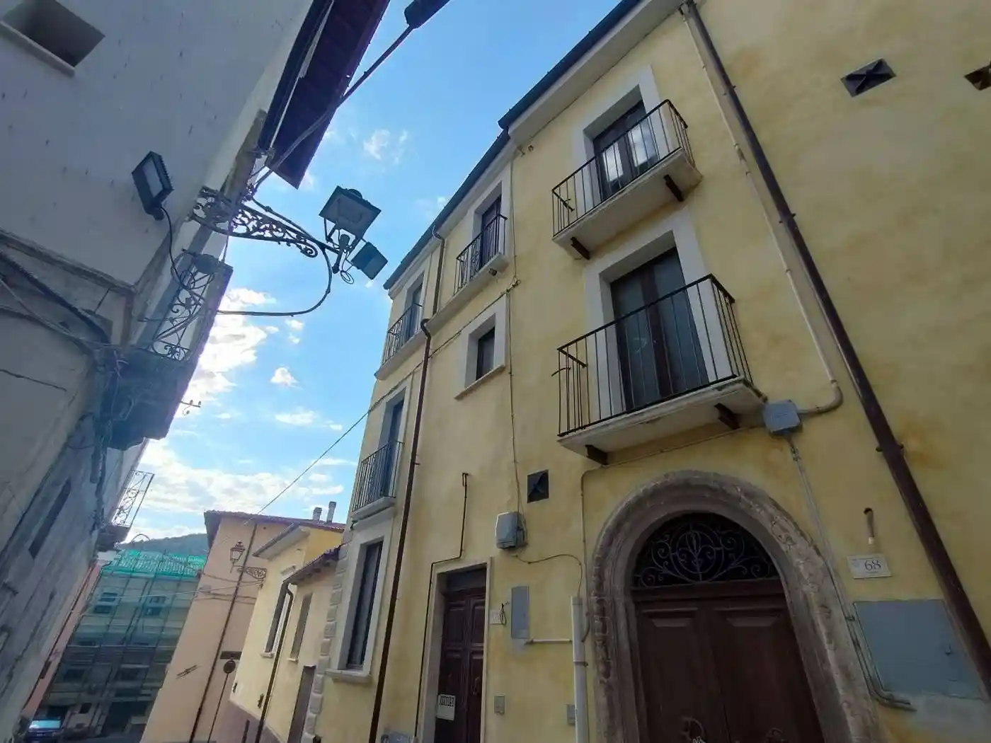 Casa indipendente in vendita a Bussi sul Tirino