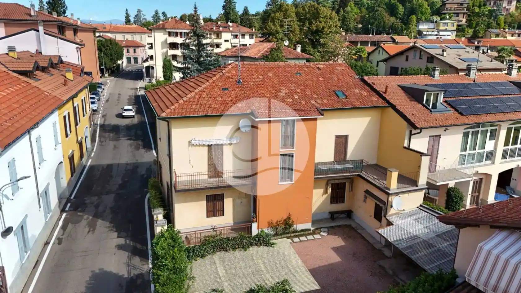 Appartamento in vendita a Venegono Superiore