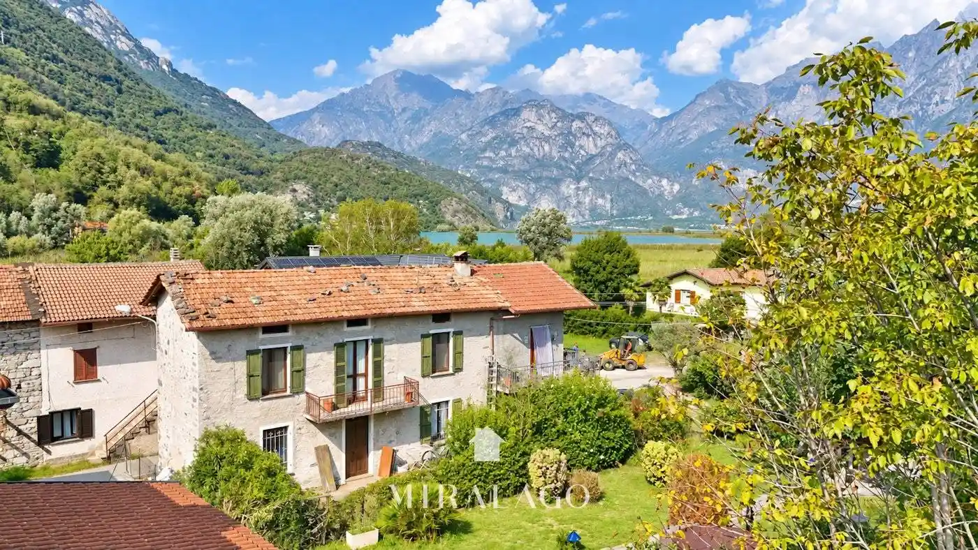 Casa indipendente in vendita a Sorico