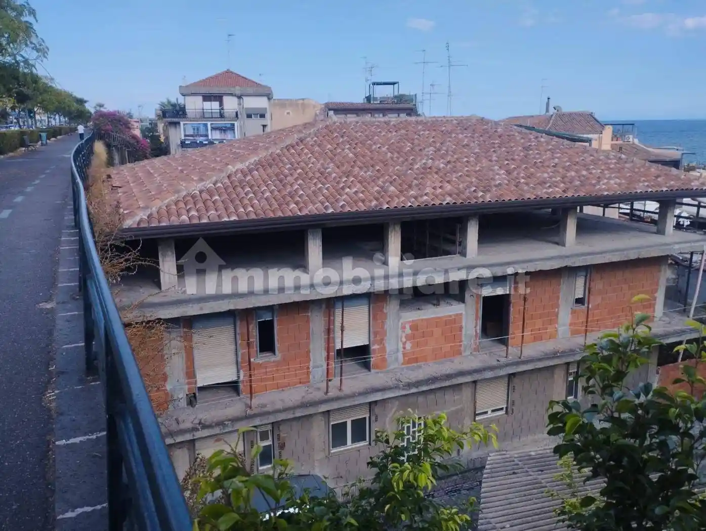 Palazzo - Edificio in vendita a Catania