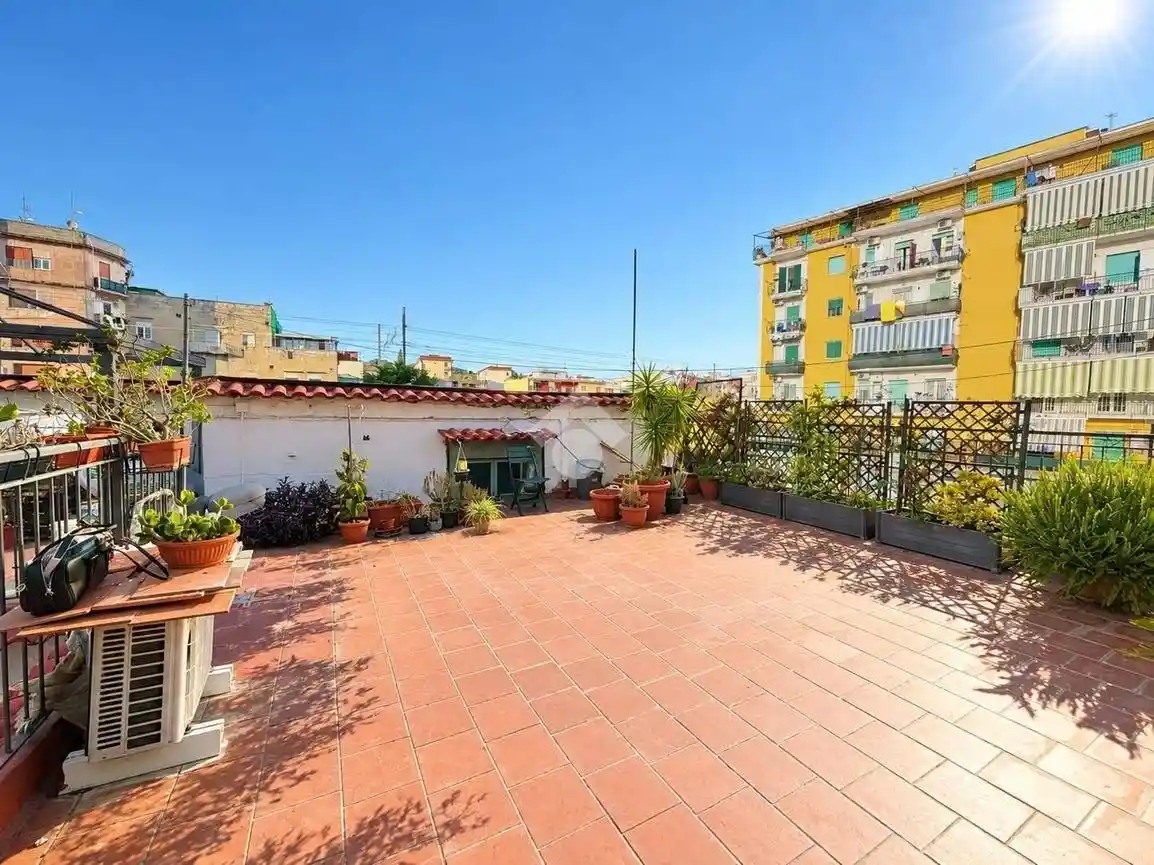 Villa in vendita a Napoli