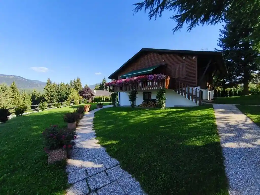 Villa in vendita a Roana