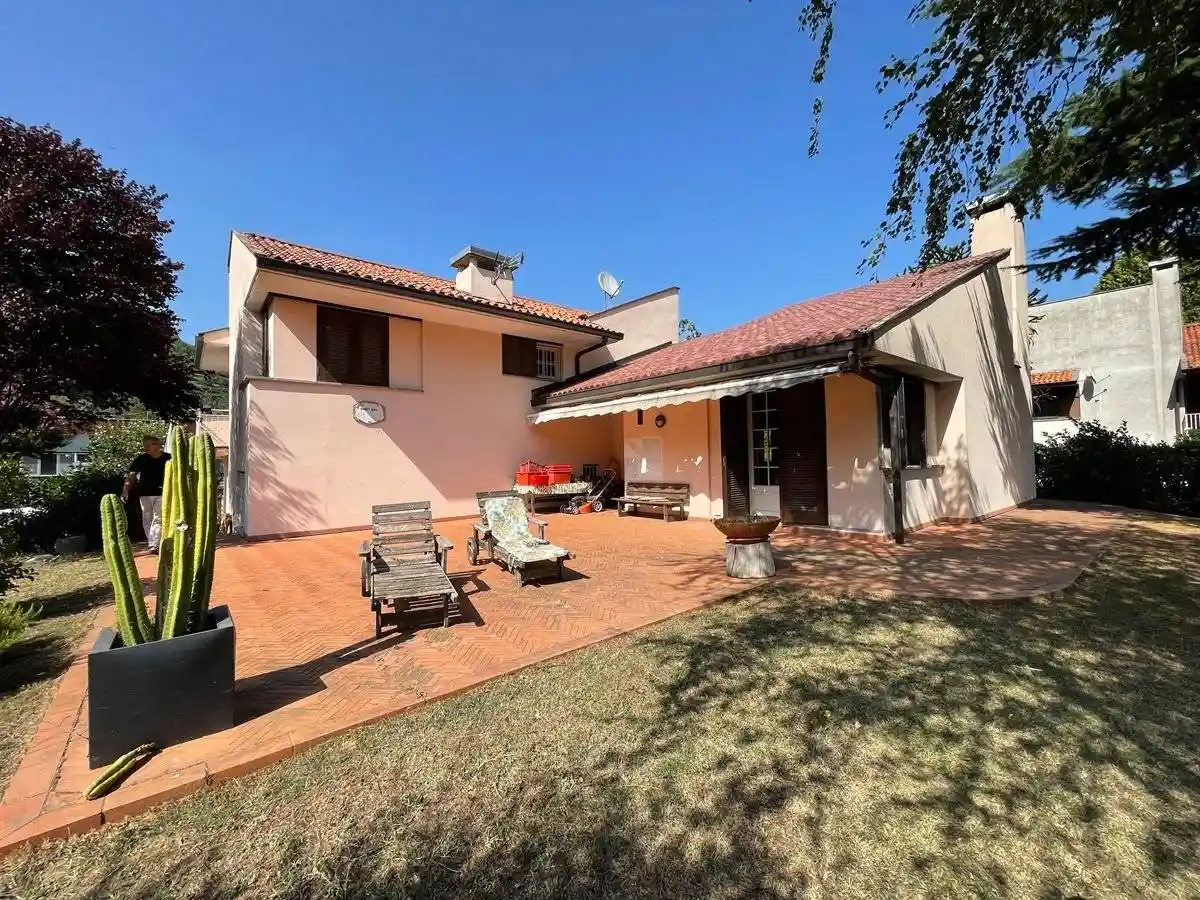 Villa in vendita a Cortemilia