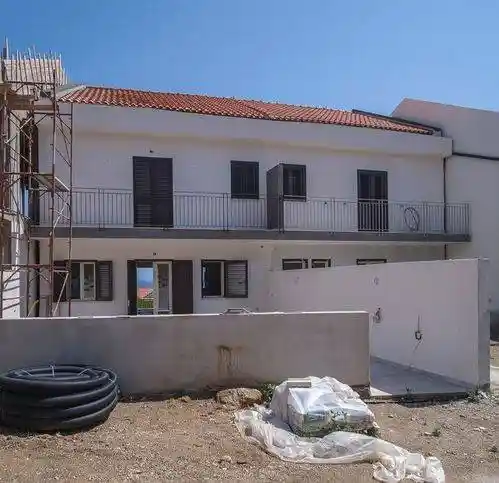 Casa indipendente in vendita a Santa Teresa di Riva