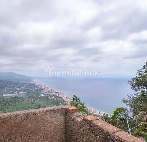 Villa in vendita a Forza d'Agrò