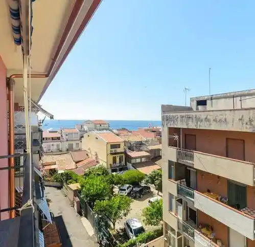 Appartamento in vendita a Roccalumera