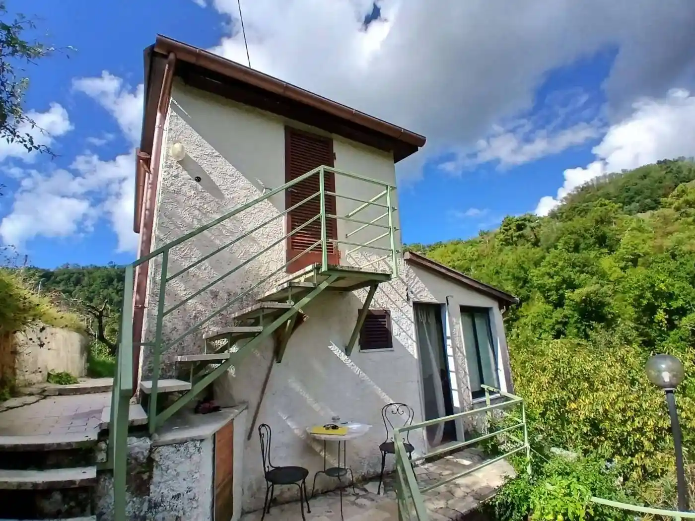 Casa indipendente in vendita a Carrara