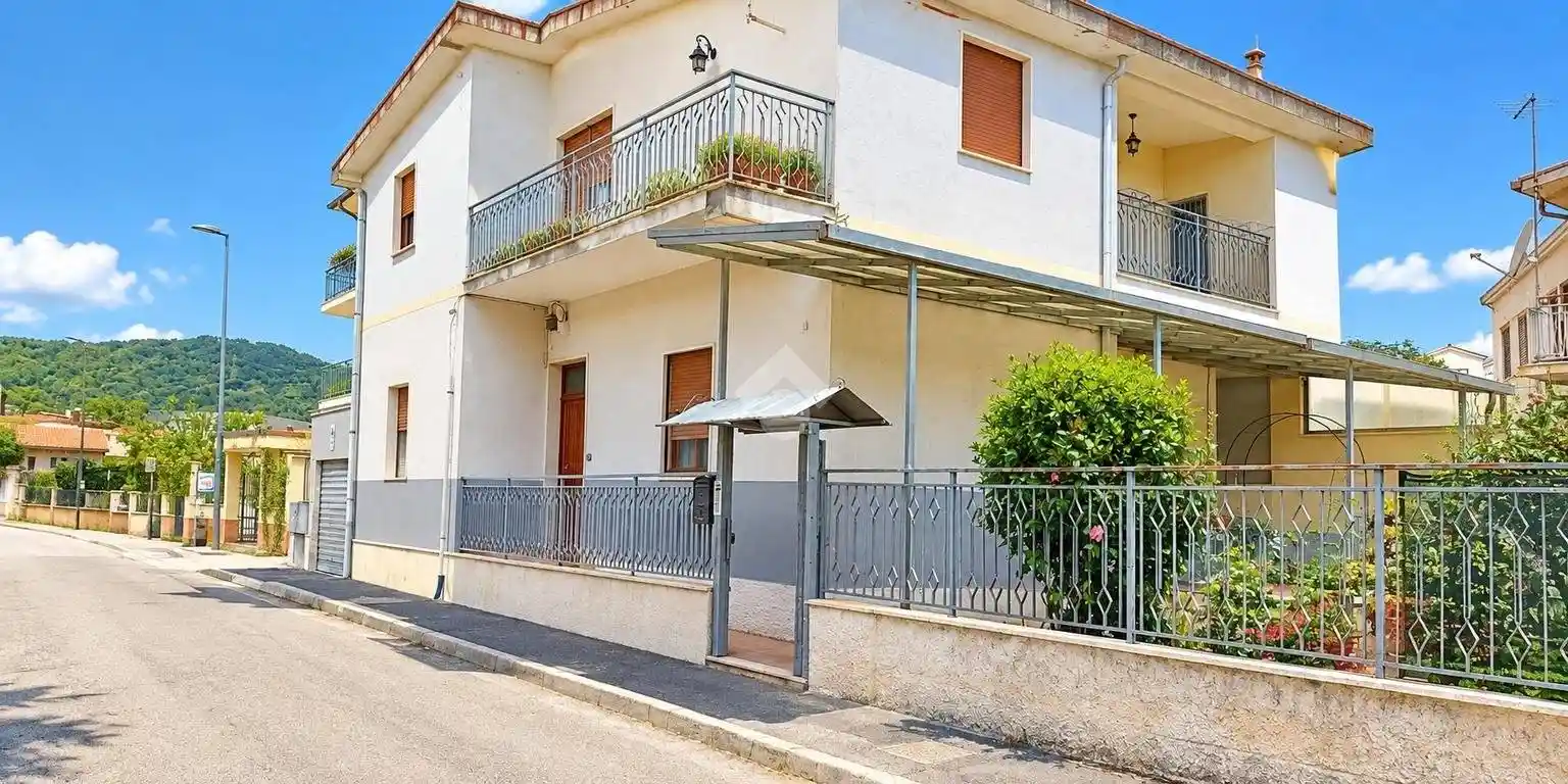 Casa indipendente in vendita a Avezzano