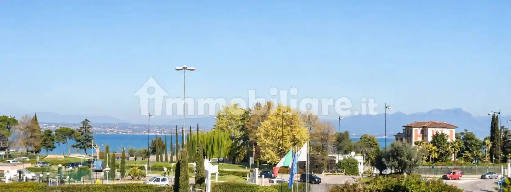 Appartamento in vendita a Desenzano del Garda