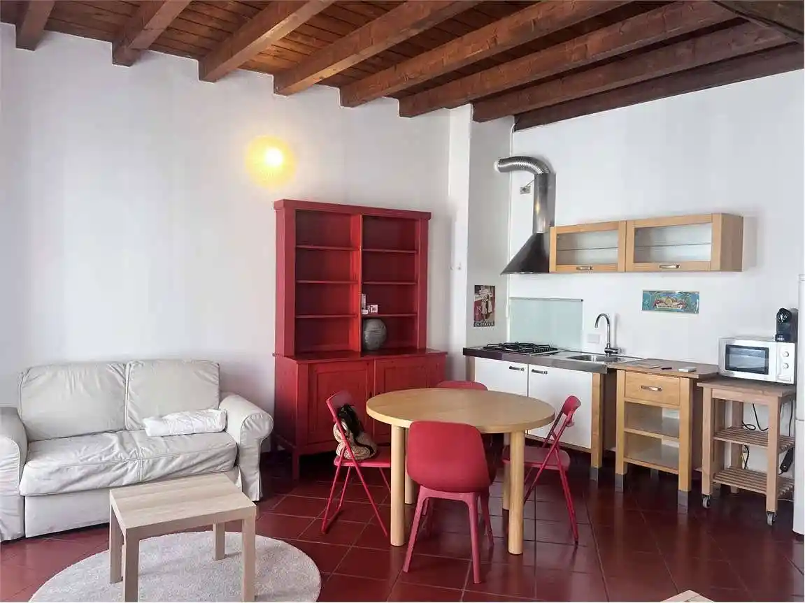 Appartamento in affitto a Como