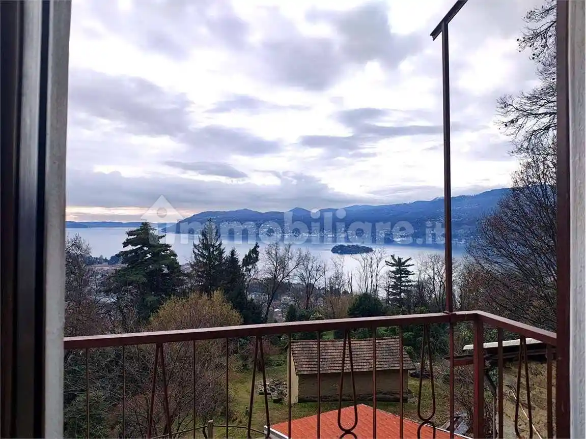 Casa indipendente in vendita a Verbania