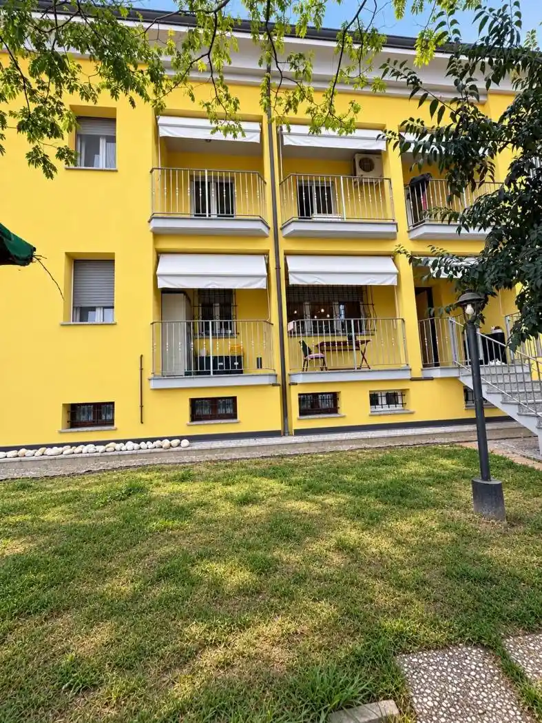 Villetta a schiera in affitto a Collecchio
