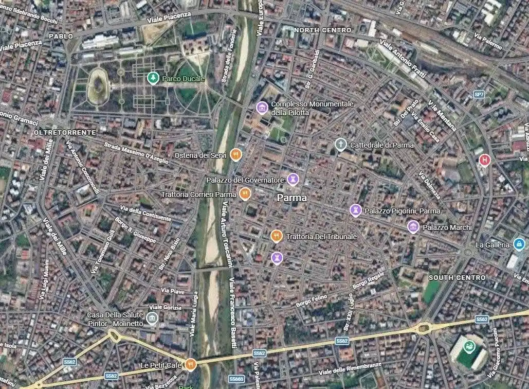 Palazzo - Edificio in vendita a Parma