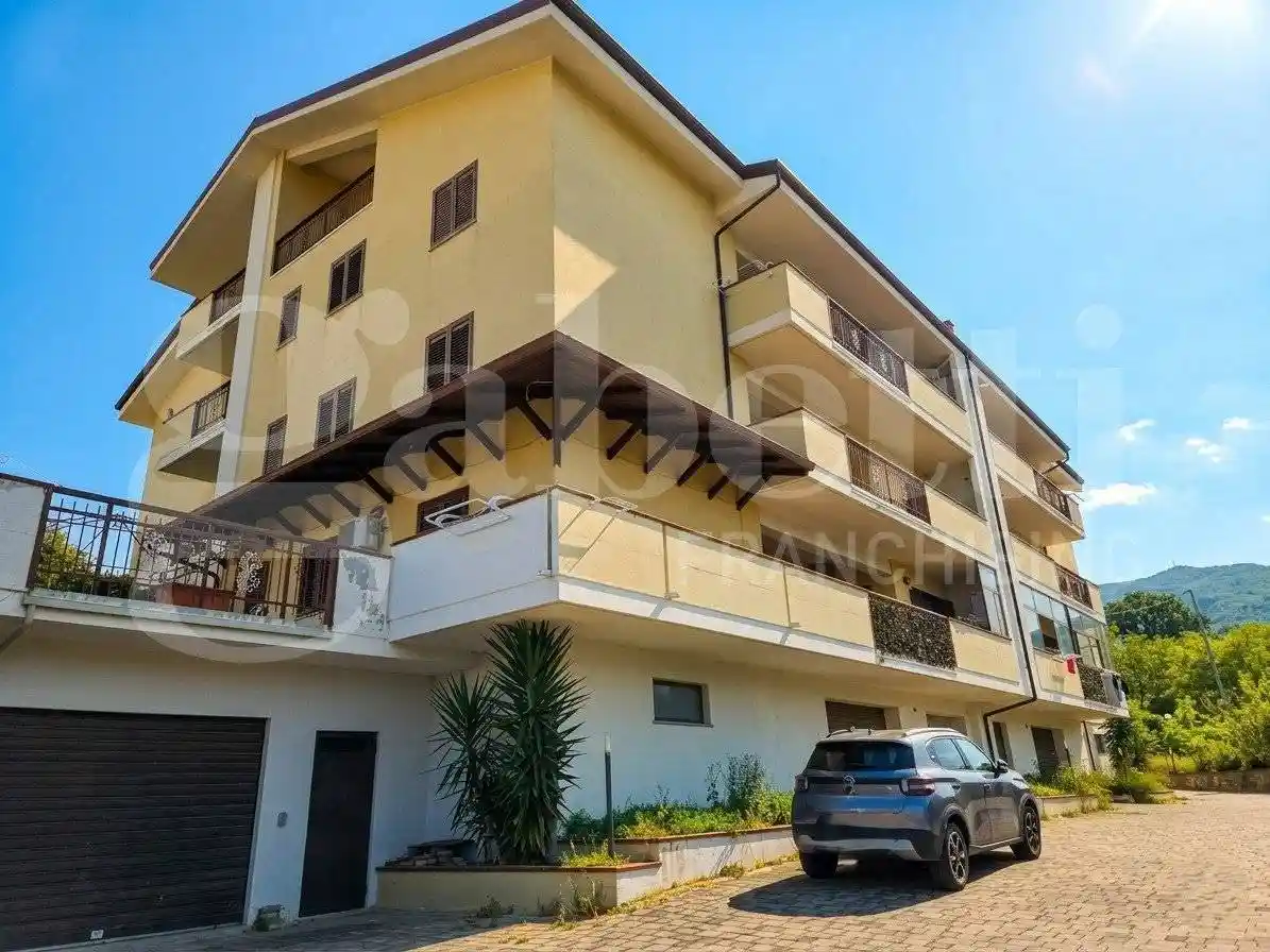 Appartamento in vendita a Marano Principato