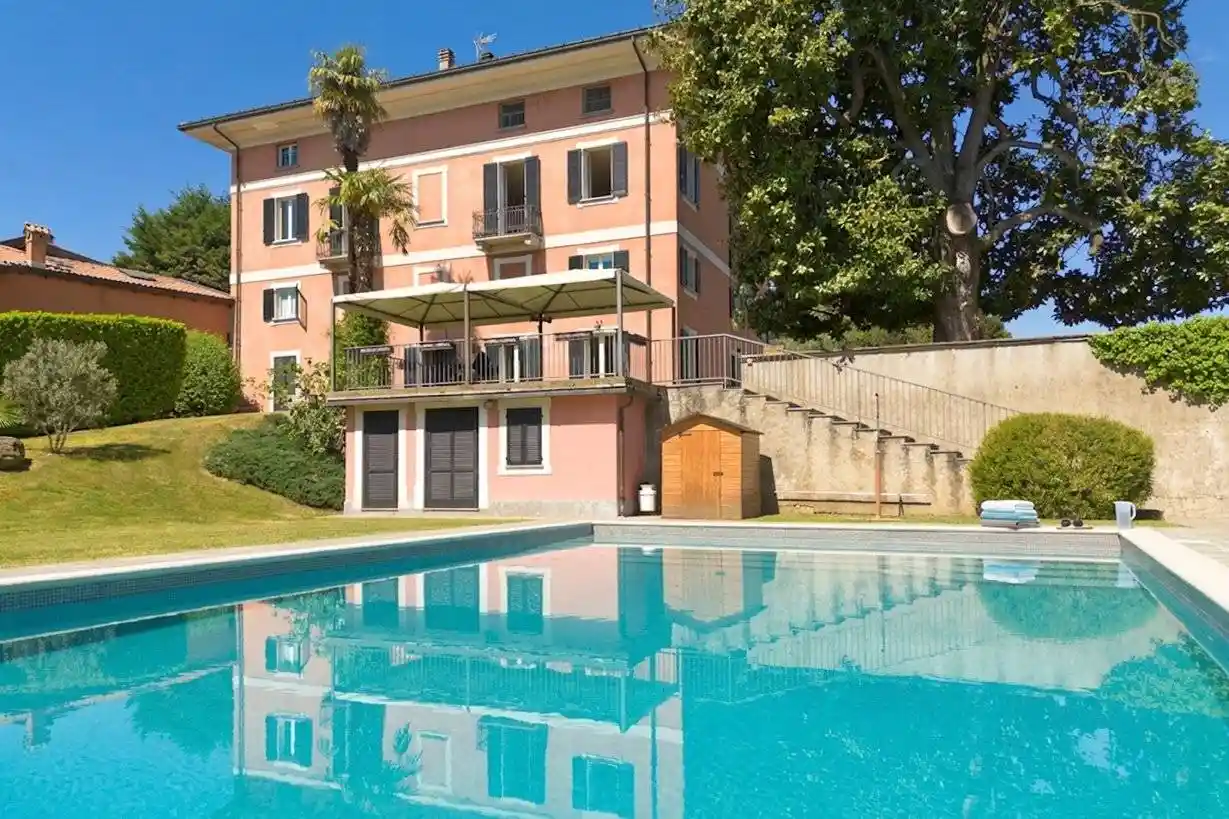 Villa in vendita a Cermenate
