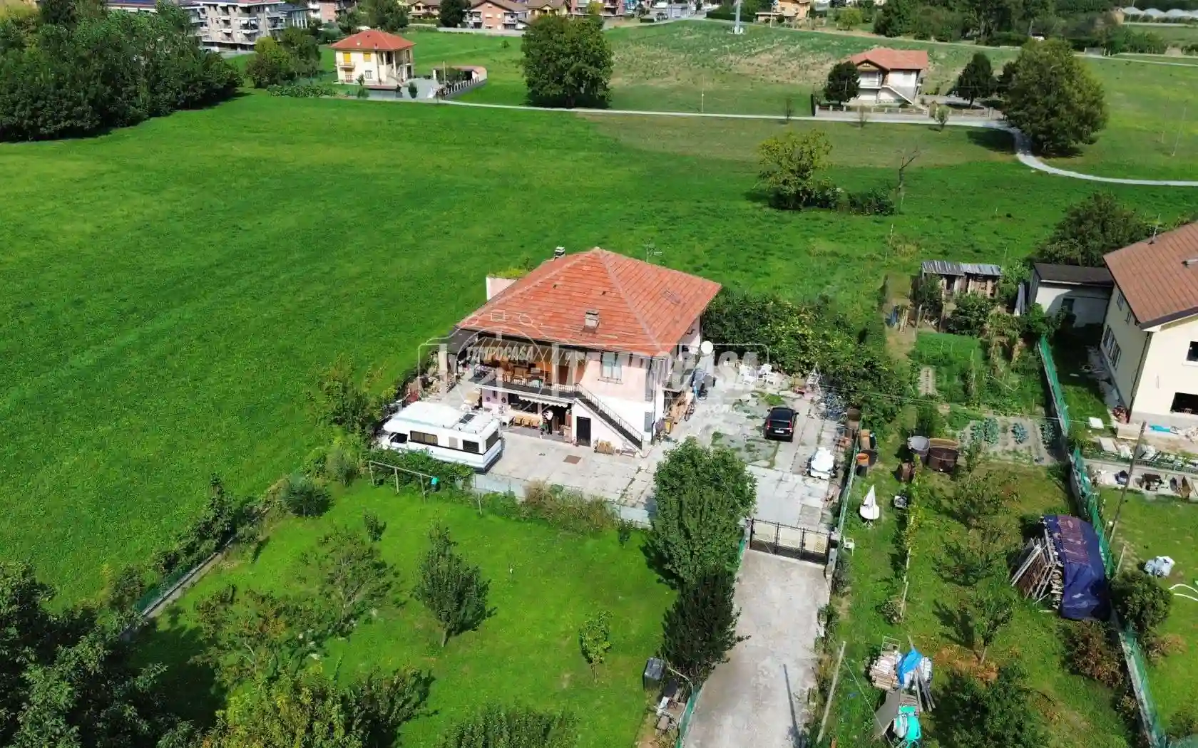 Villa - foto 2
