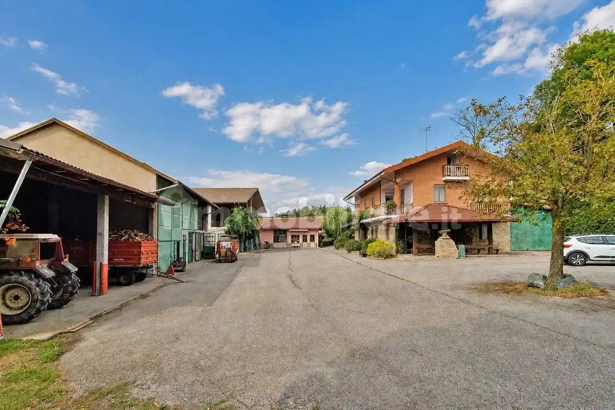 Rustico - Casale in vendita a Murazzano