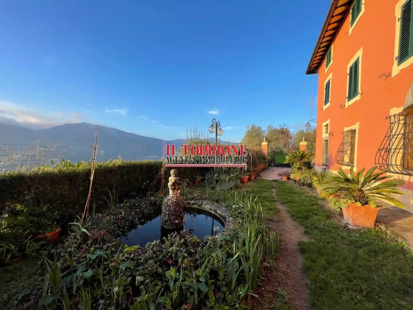 Villa in vendita a Pescia