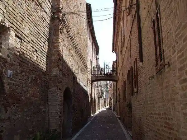 Casa indipendente in vendita a Monsampolo del Tronto