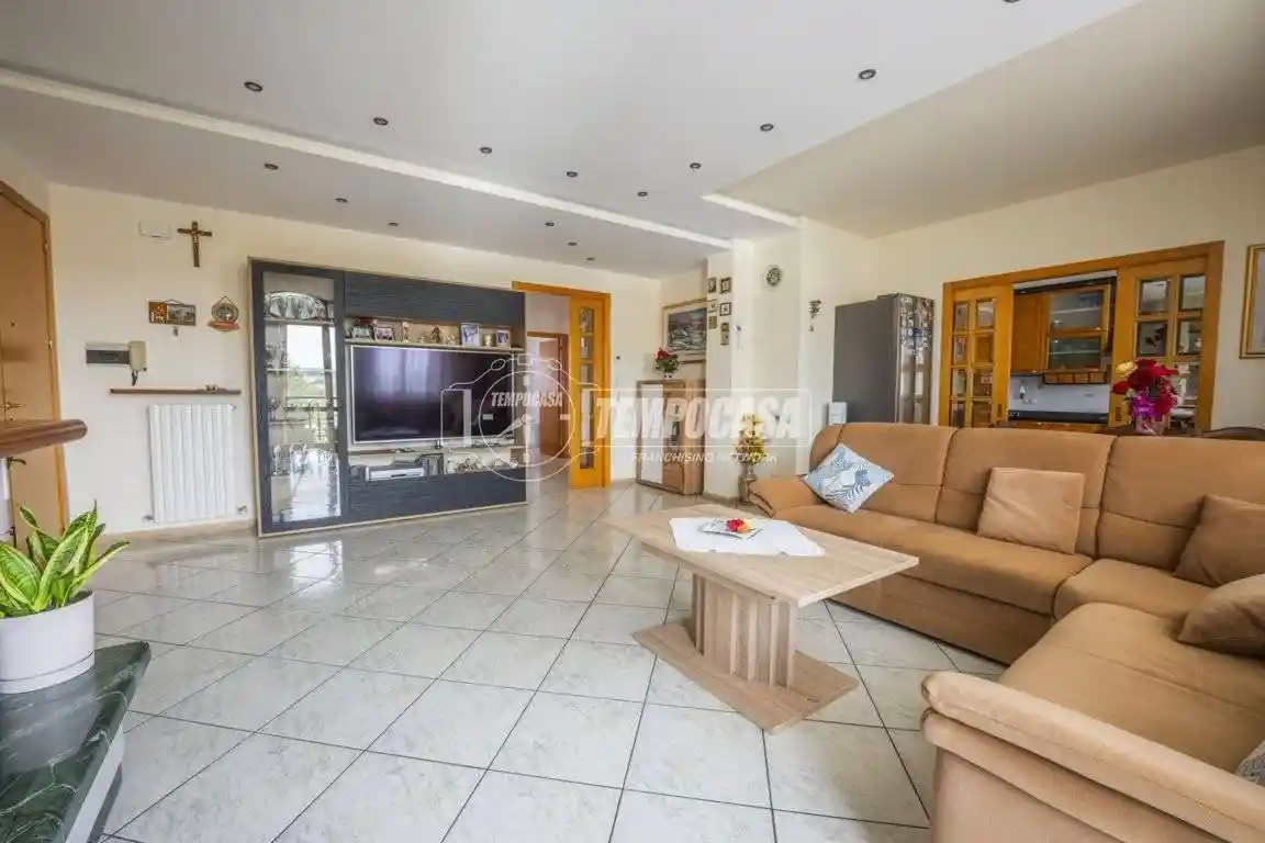 Appartamento in vendita a Morrovalle
