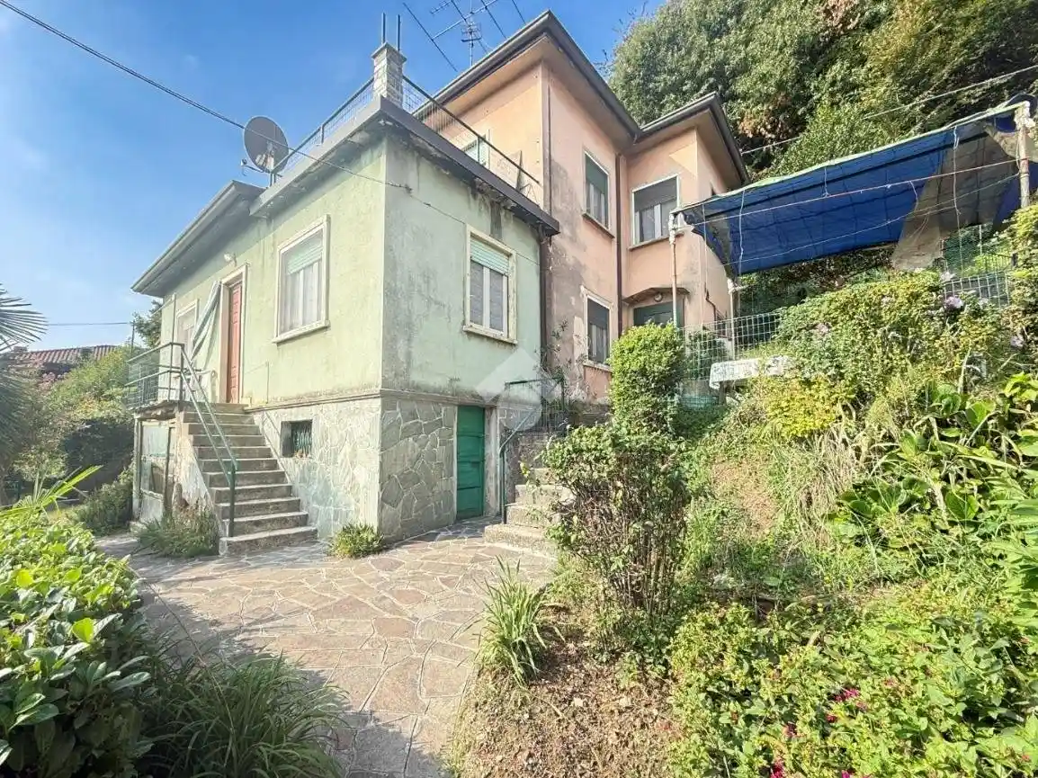 Villa in vendita a Olgiate Molgora