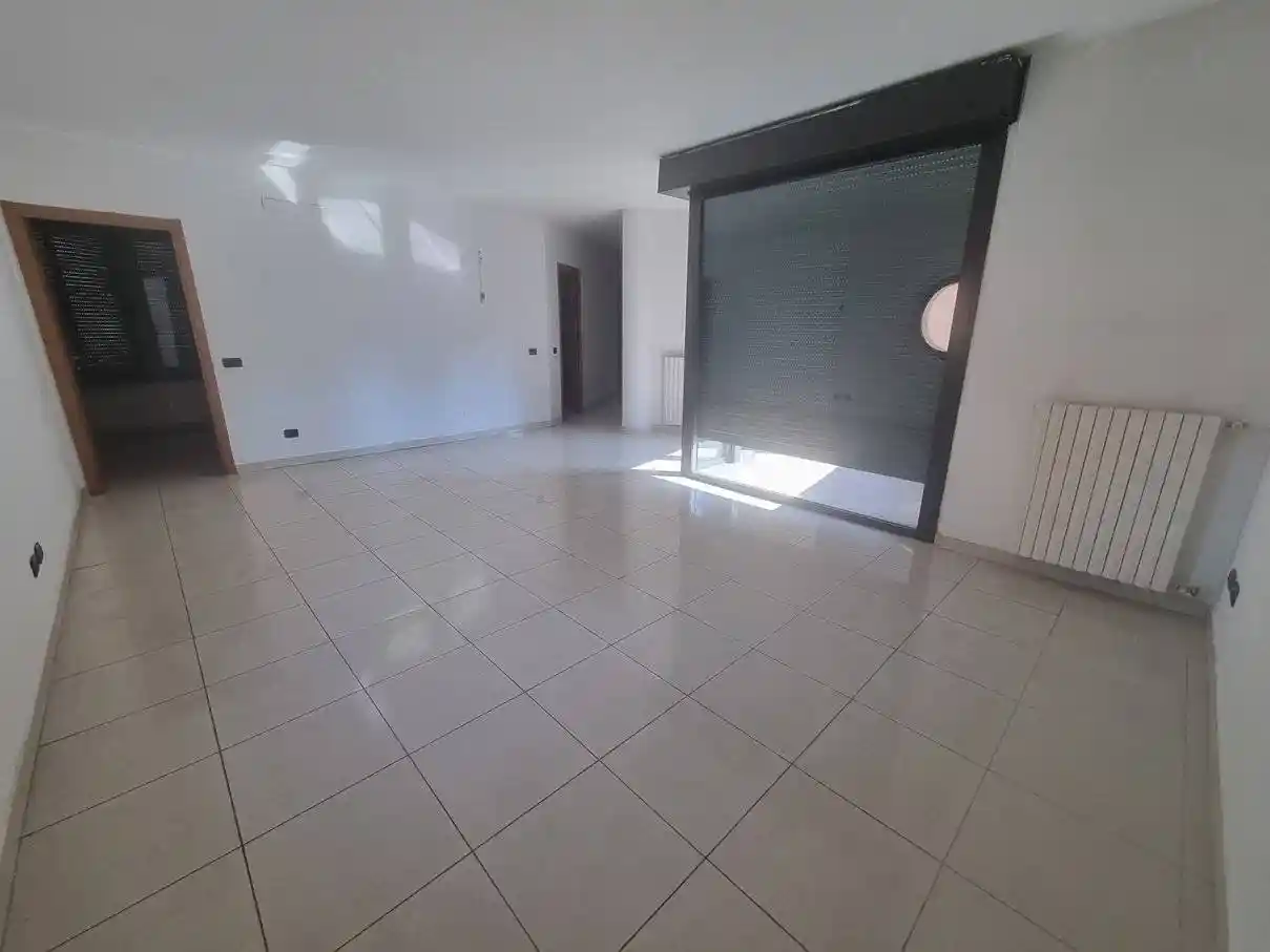 Appartamento in vendita a Varedo