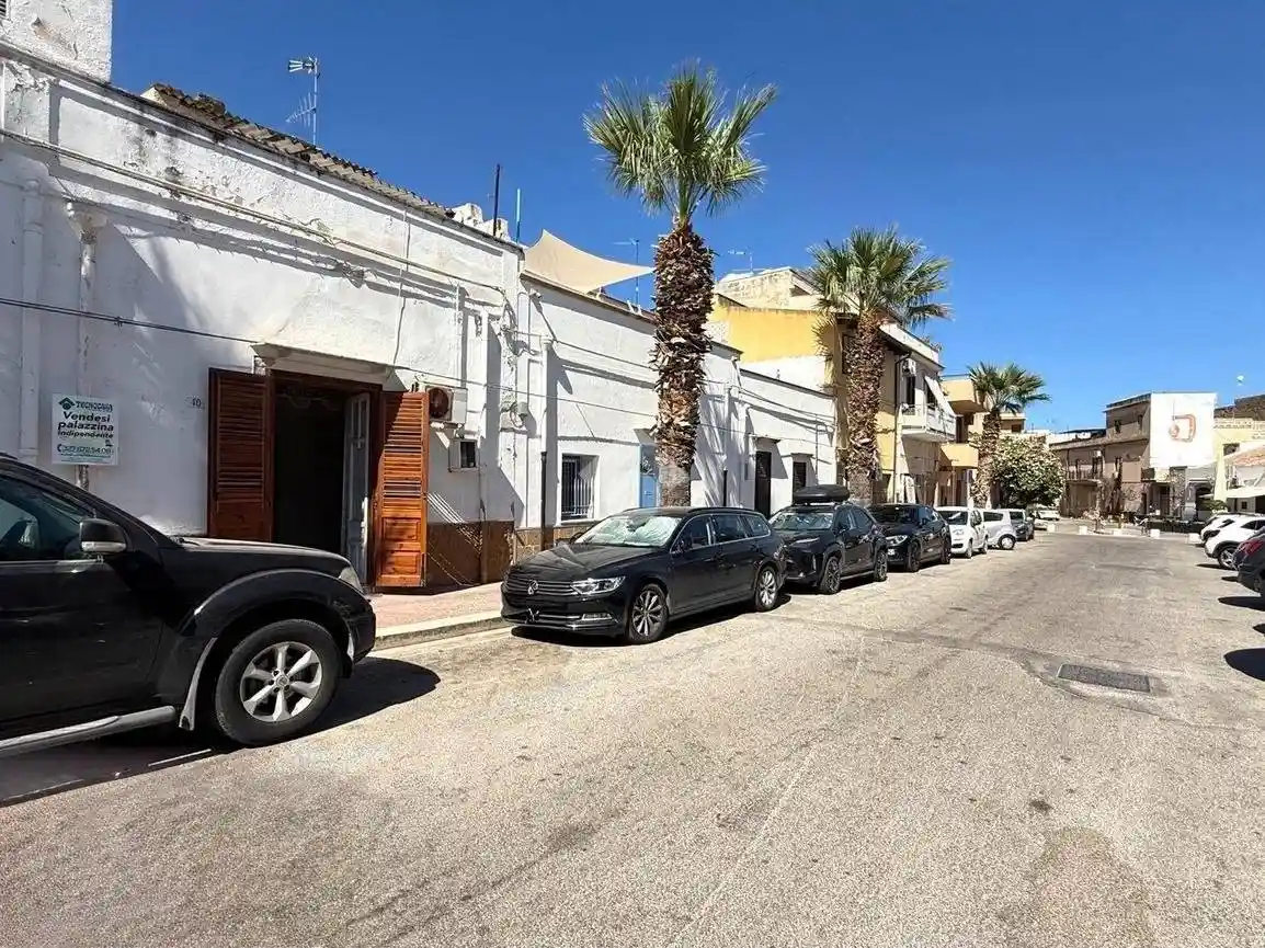 Casa indipendente in vendita a Terrasini