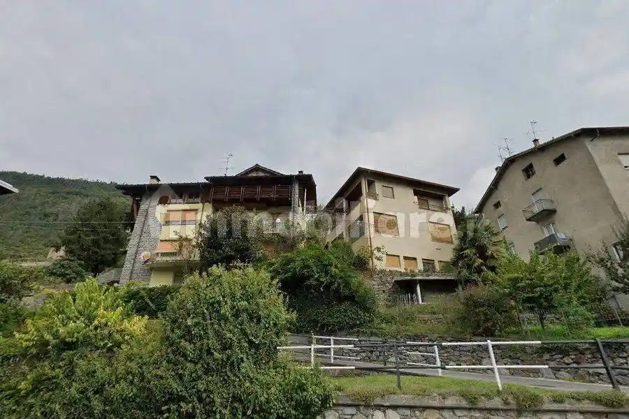 Palazzo - Edificio in vendita a Montagna in Valtellina
