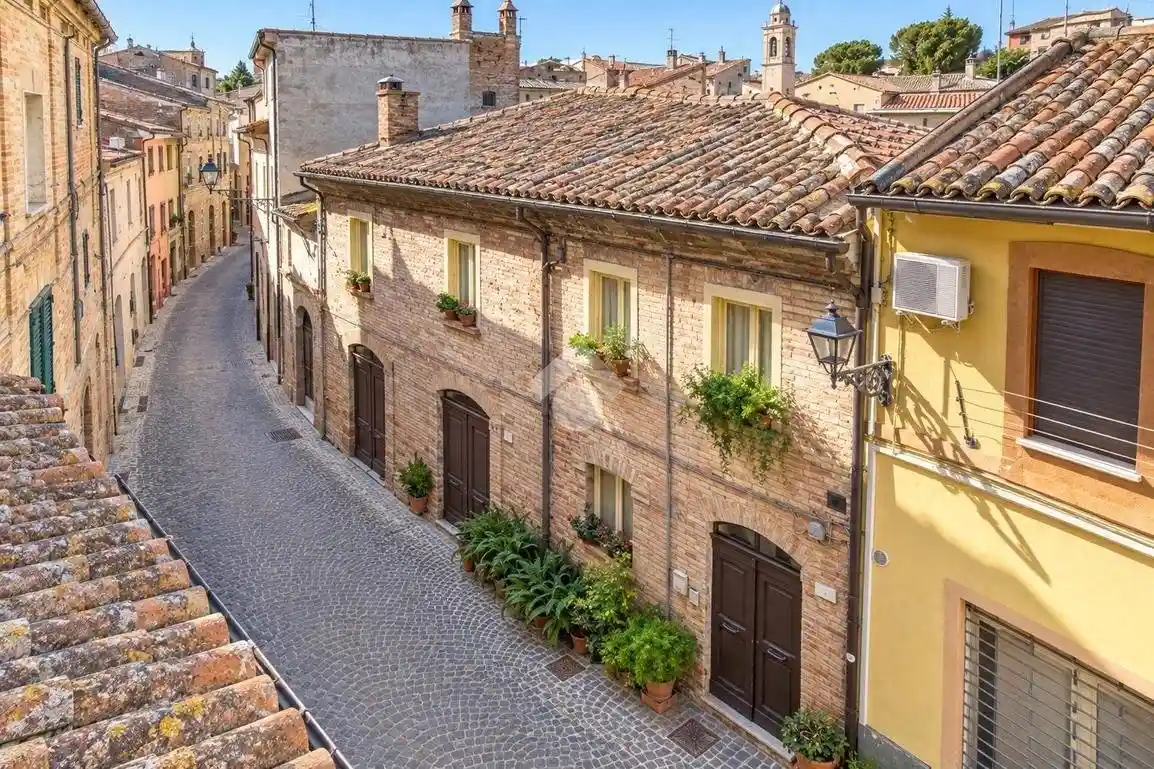 Casa indipendente in vendita a Monte Urano