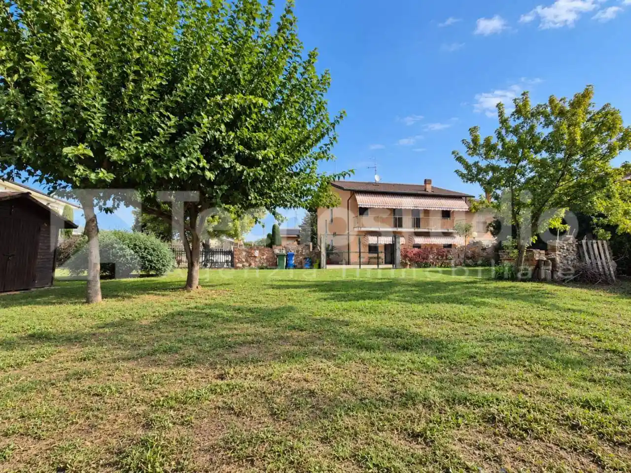 Casa indipendente in vendita a Veronella