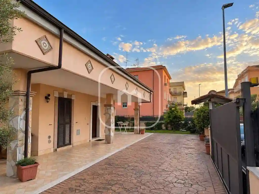 Villa - foto 3
