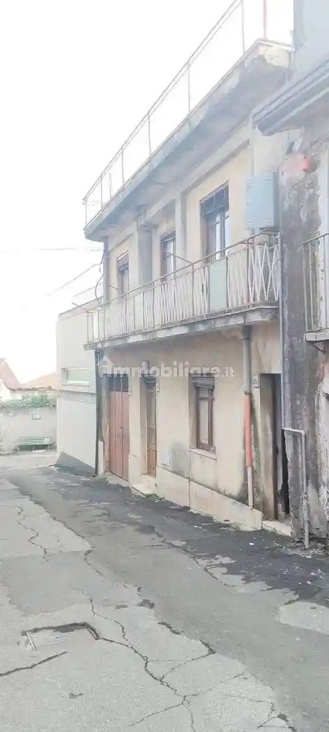Appartamento in vendita a Trecastagni