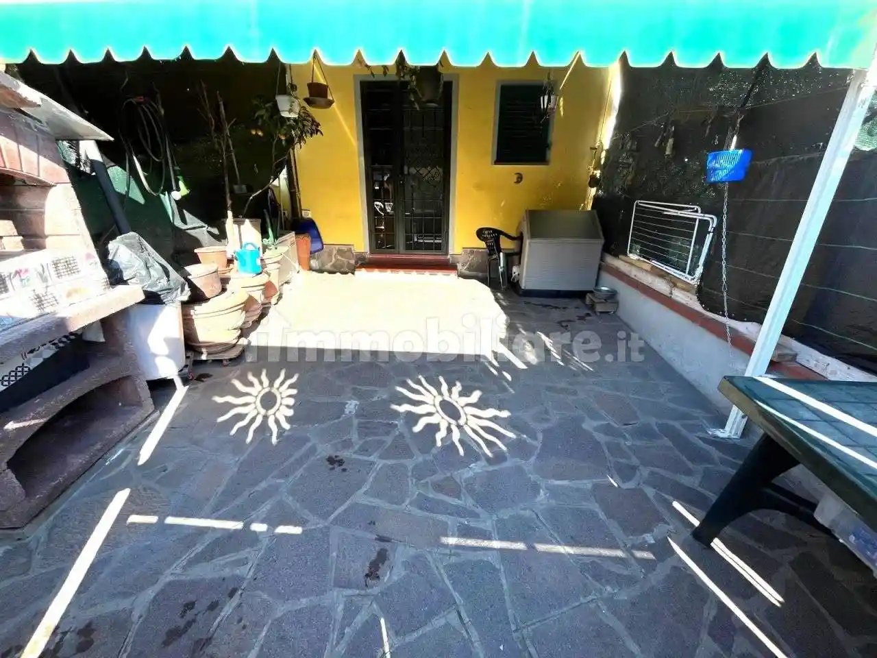 Casa indipendente in vendita a Campi Bisenzio