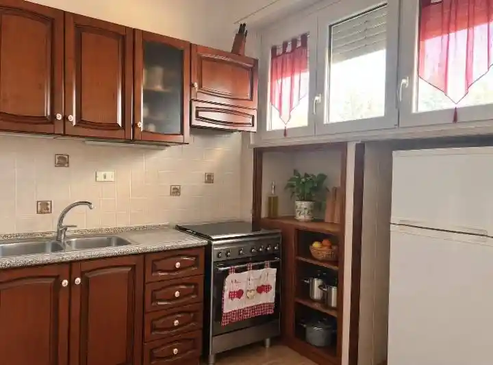 Appartamento in vendita a Livorno