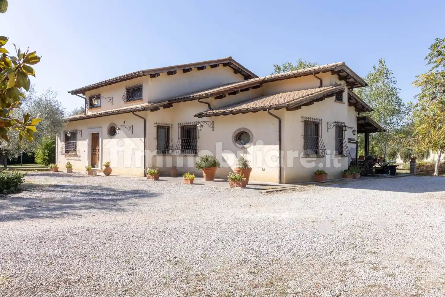 Villa in vendita a Poggio Mirteto