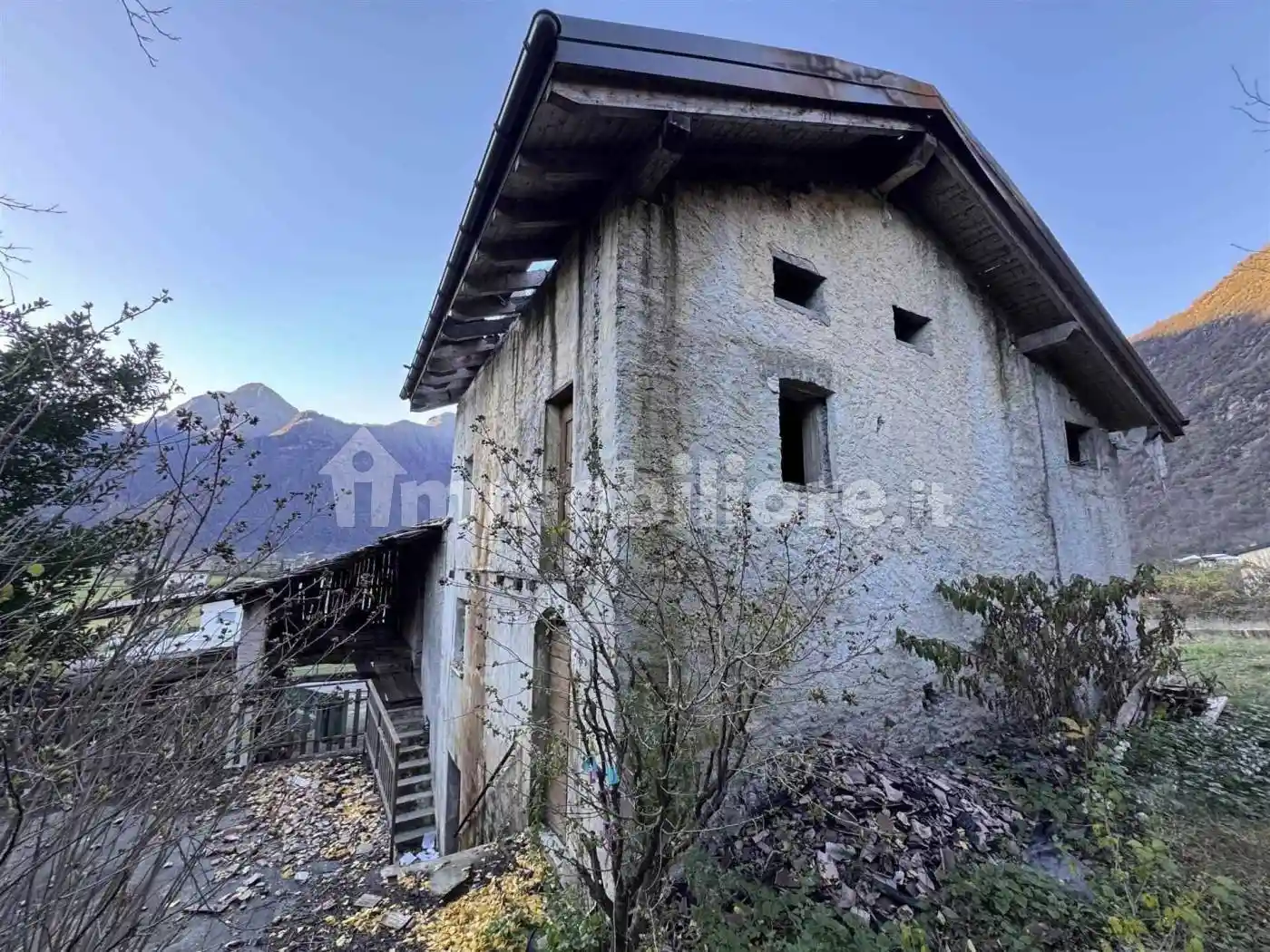 Rustico - Casale in vendita a Prata Camportaccio