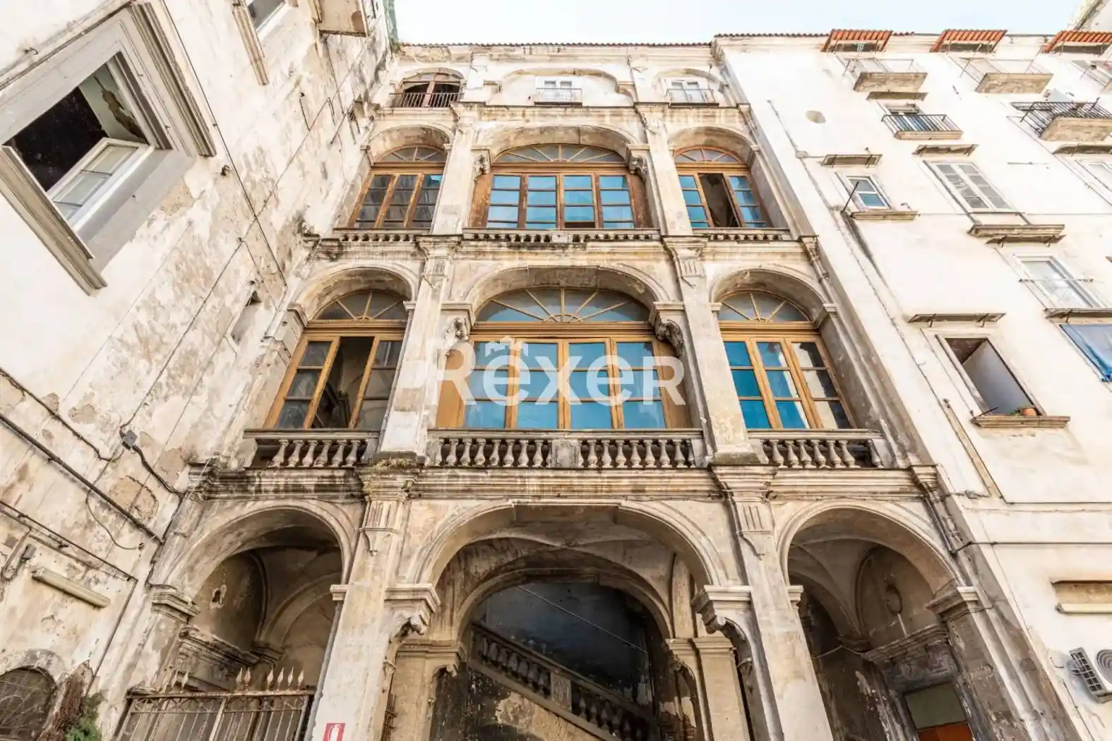 Appartamento in vendita a Napoli