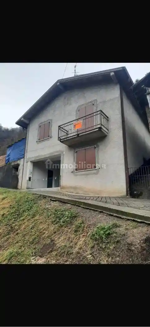 Casa indipendente in vendita a Bovegno