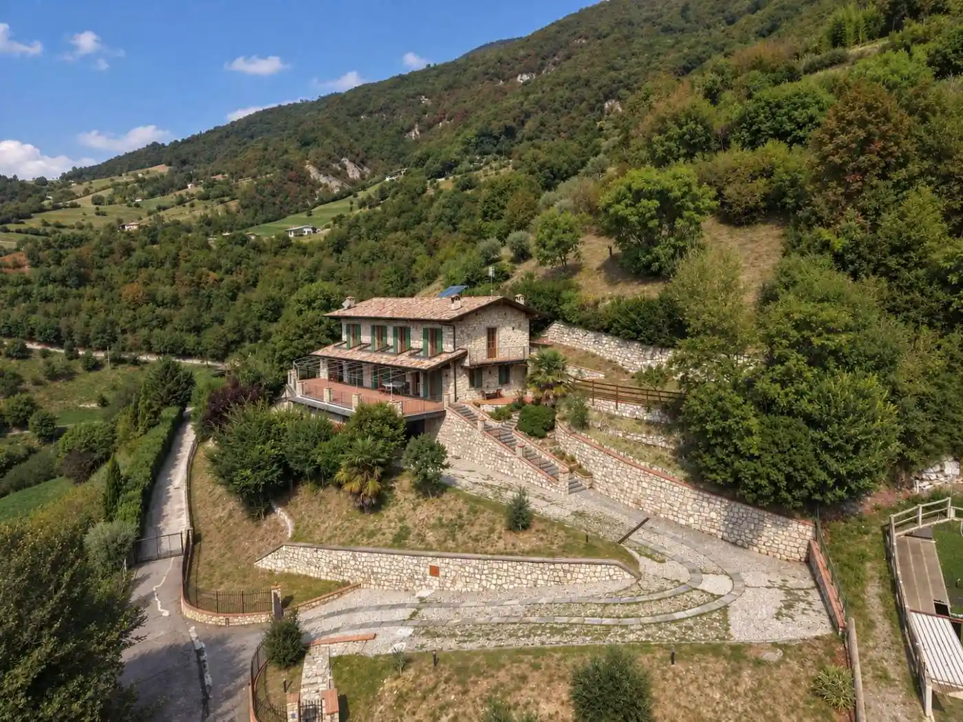 Villa in vendita a Adrara San Martino