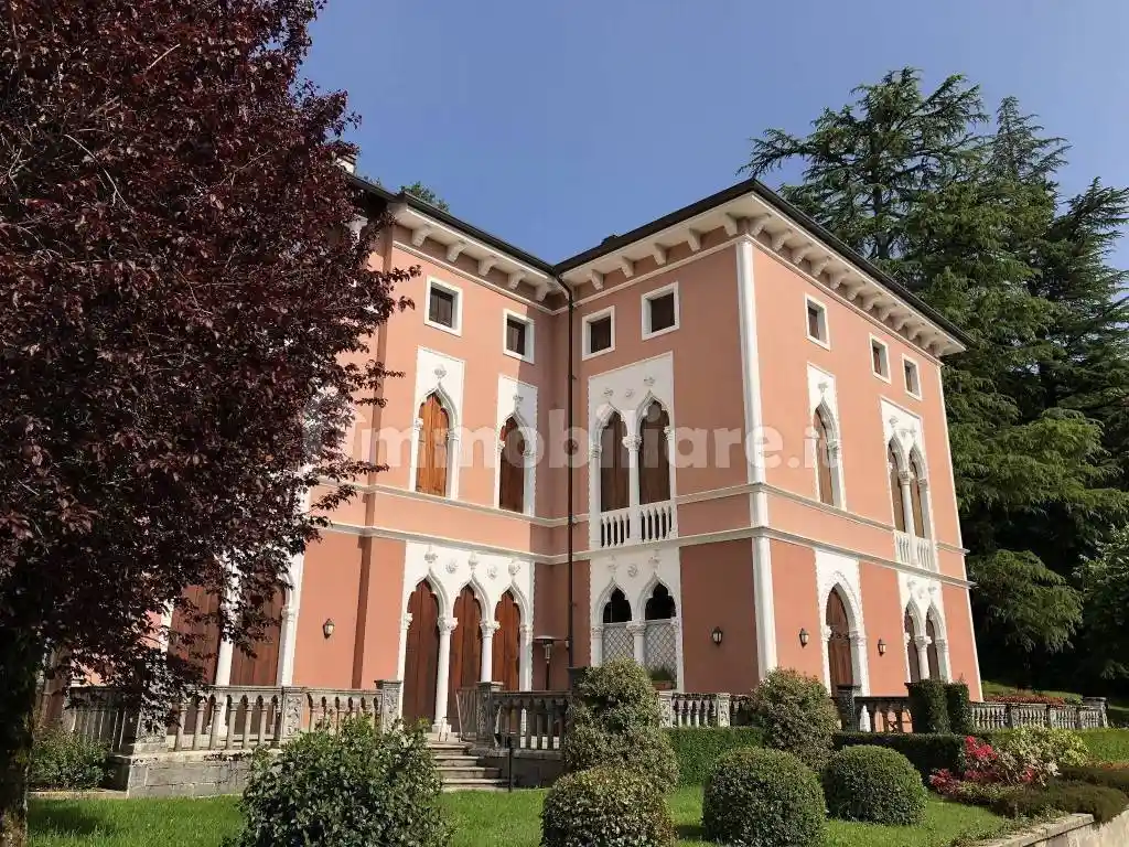 Appartamento in vendita a Alta Valle Intelvi