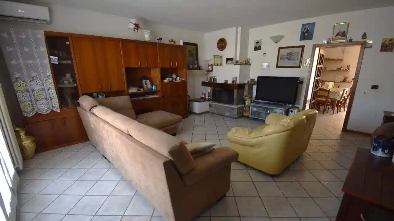 Villetta a schiera - foto 2