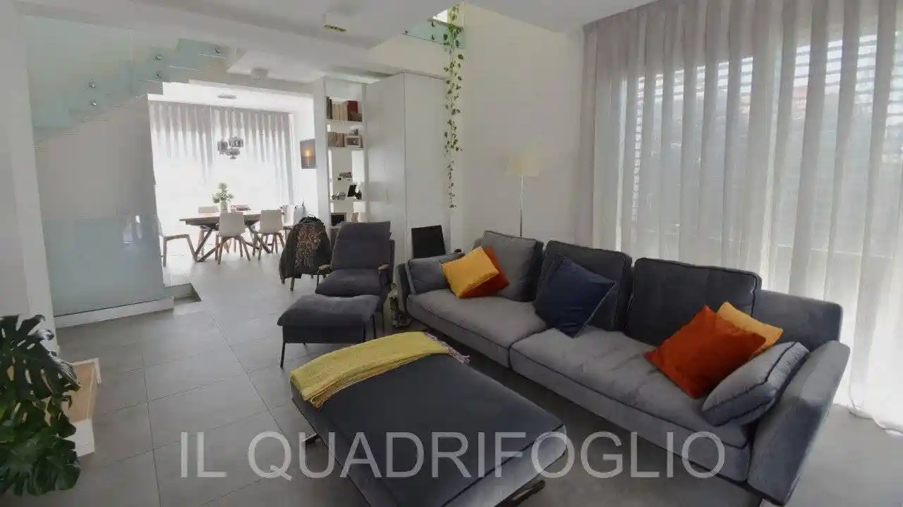 Villa in vendita a Cesena