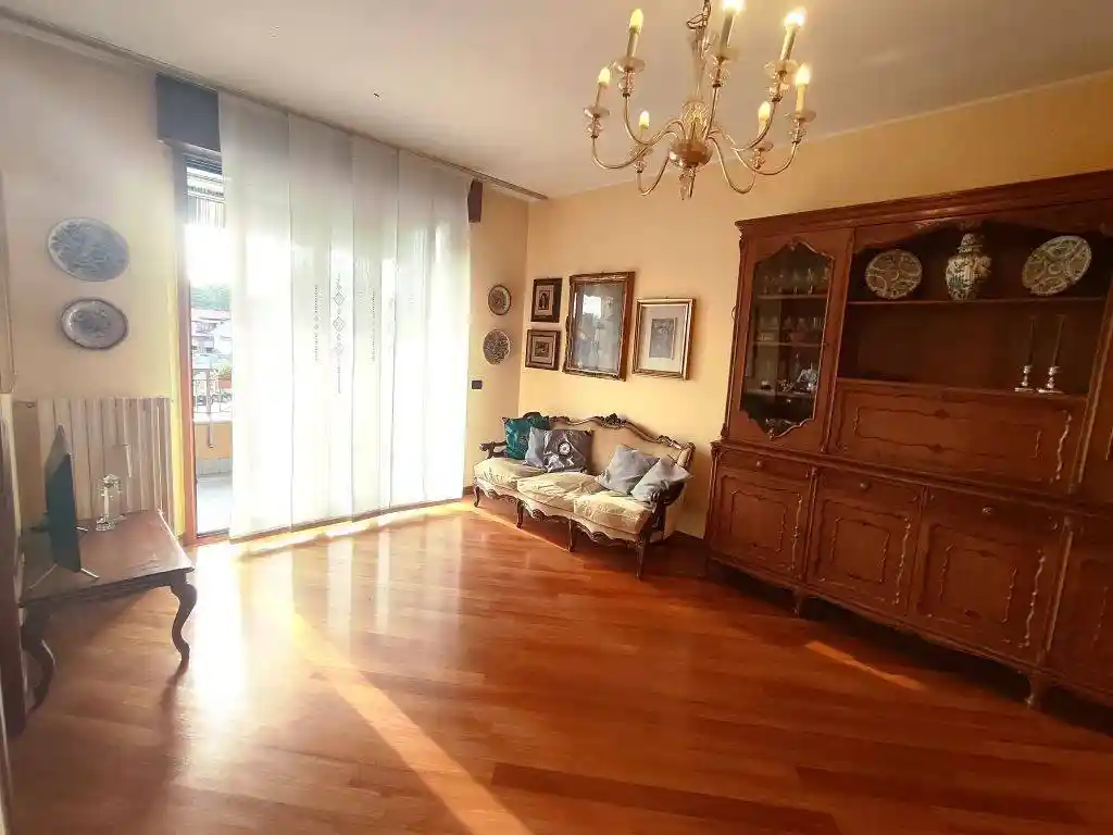Appartamento in vendita a Seveso