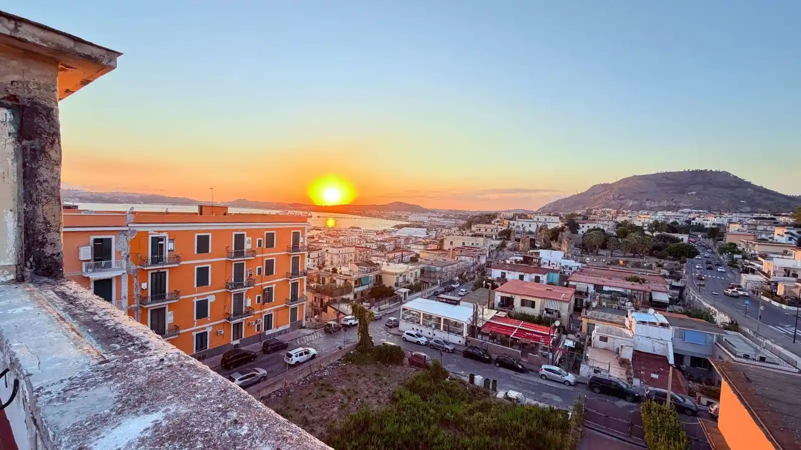 Appartamento in vendita a Pozzuoli