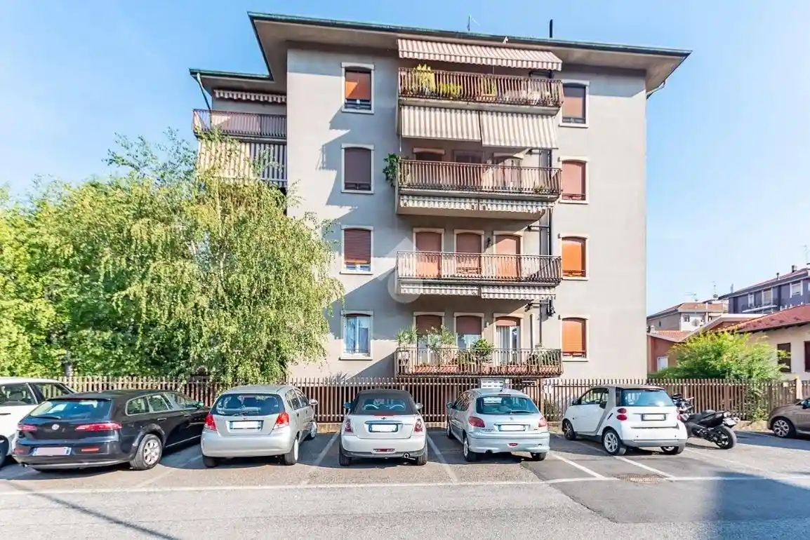 Appartamento in vendita a Lainate