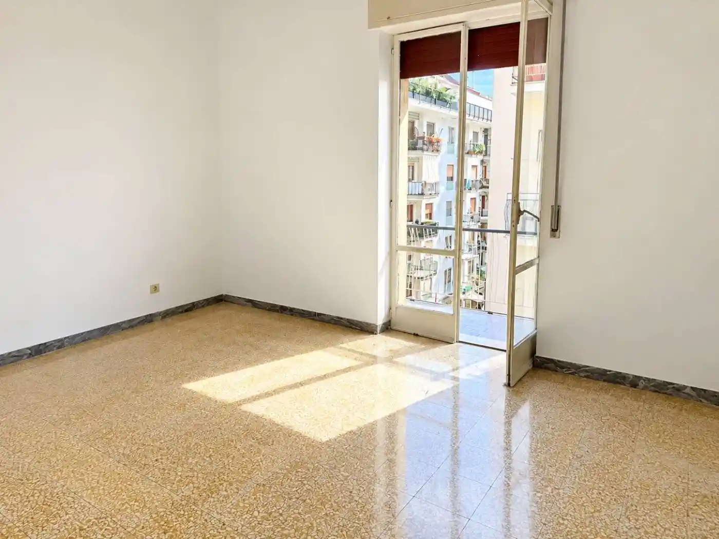 Appartamento in vendita a Salerno