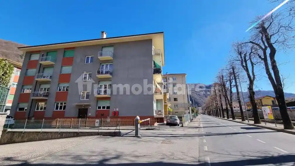 Appartamento in affitto a Varallo